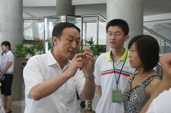 摄影:王积友